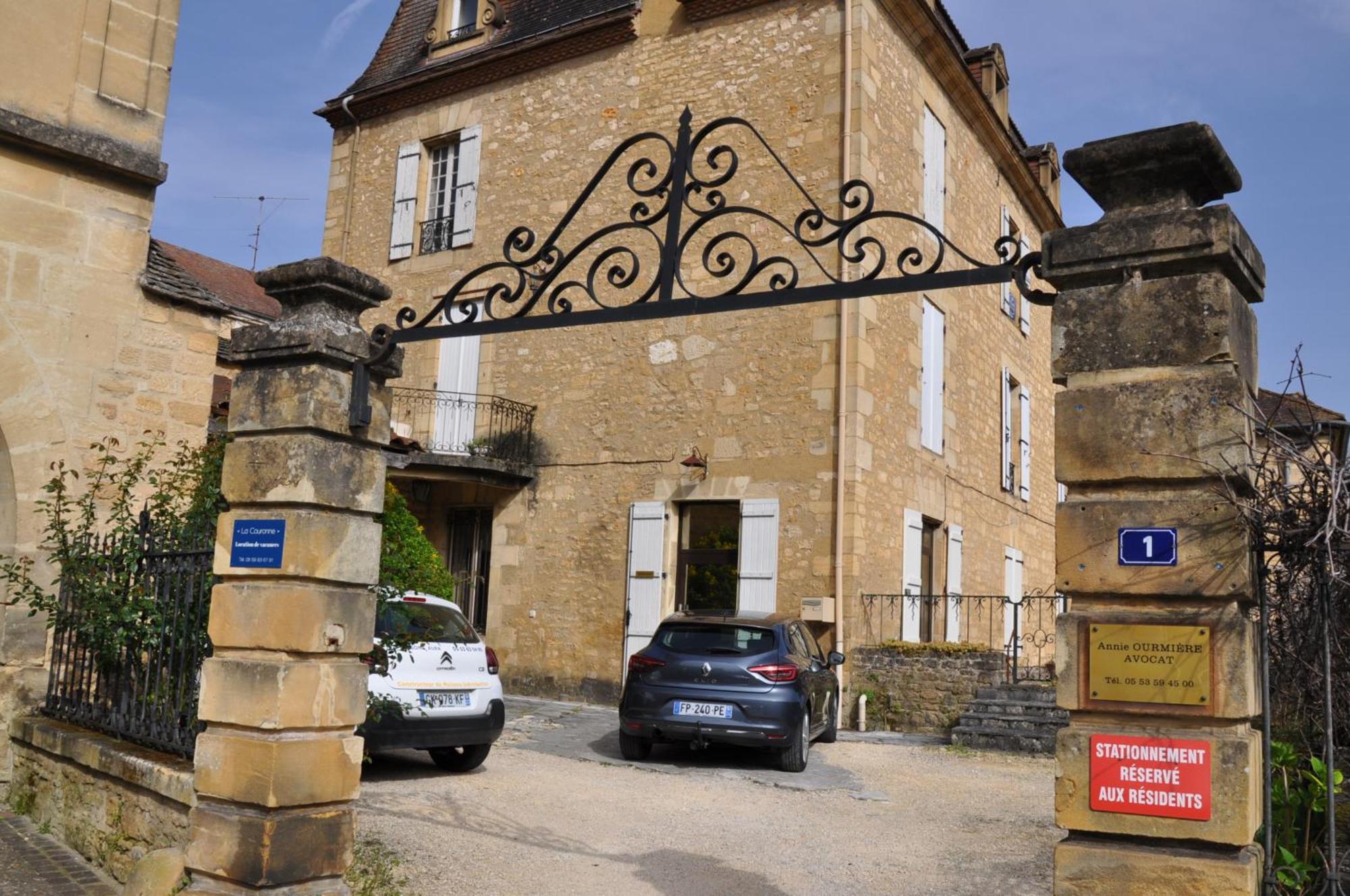 Appartement La Couronne Sarlat-la-Canéda Exterior photo